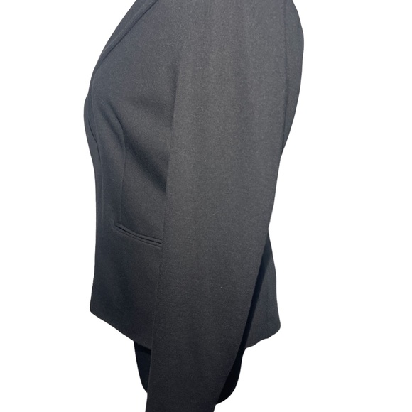 Lilly Pulitzer Leighton black blazer in XL.  Lilly Pulitzer pink logo inside. - Picture 6 of 12